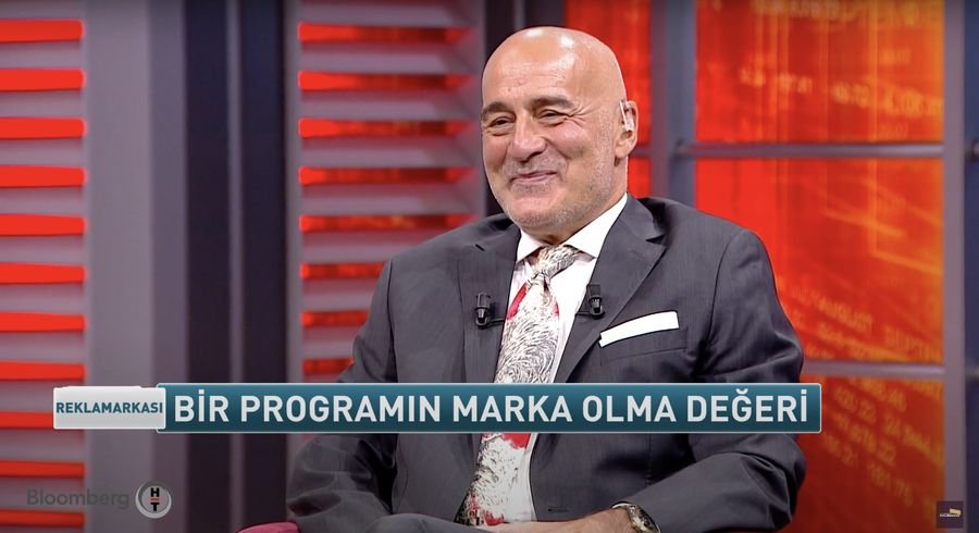 Reklamarkası stüdyosunda Ender Merter